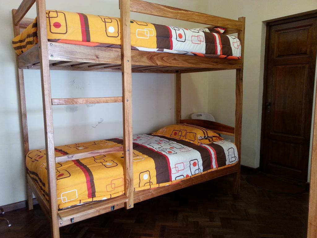 Villa Oropeza Hostel 苏克雷 客房 照片