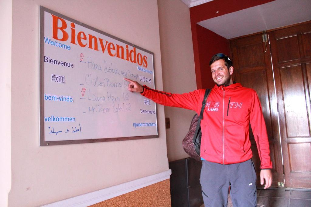 Villa Oropeza Hostel 苏克雷 外观 照片